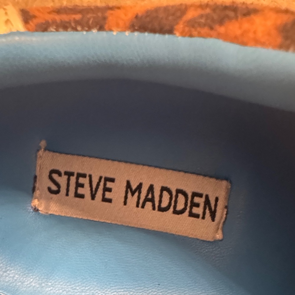 Steve Madden Leopard Print Sneakers with Blue Lining - Picture 2 of 5